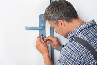 Watertown CT Locksmith Store Watertown, CT 860-375-0185 - emergency-locksmith-service